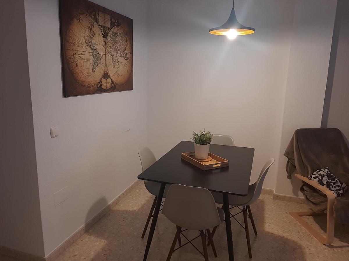 Apartamento Con Parking Gratis En El Centro De Malaga Apartamento Exterior foto